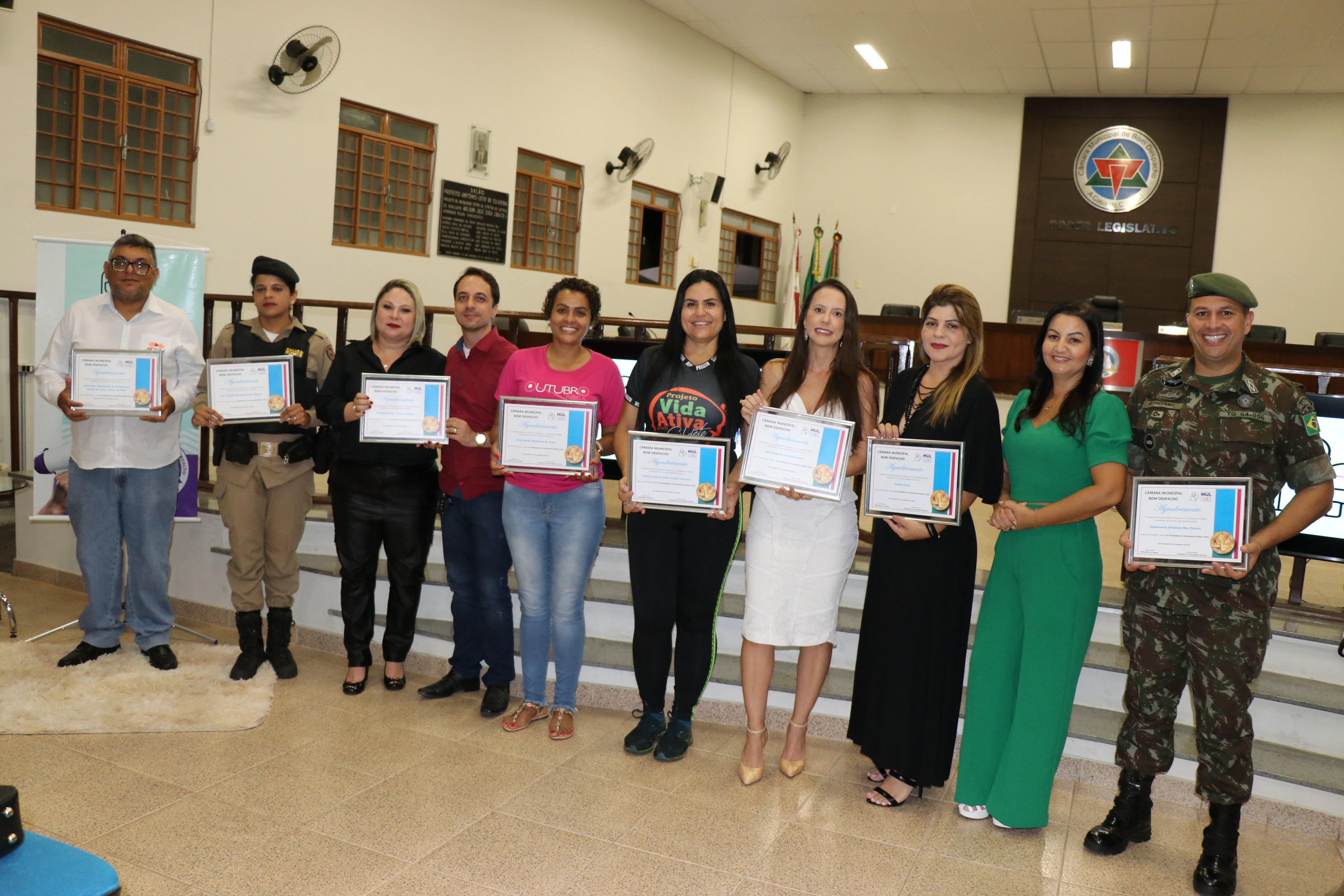 Parlamento Mulher encerra atividades com agradecimento aos parceiros.